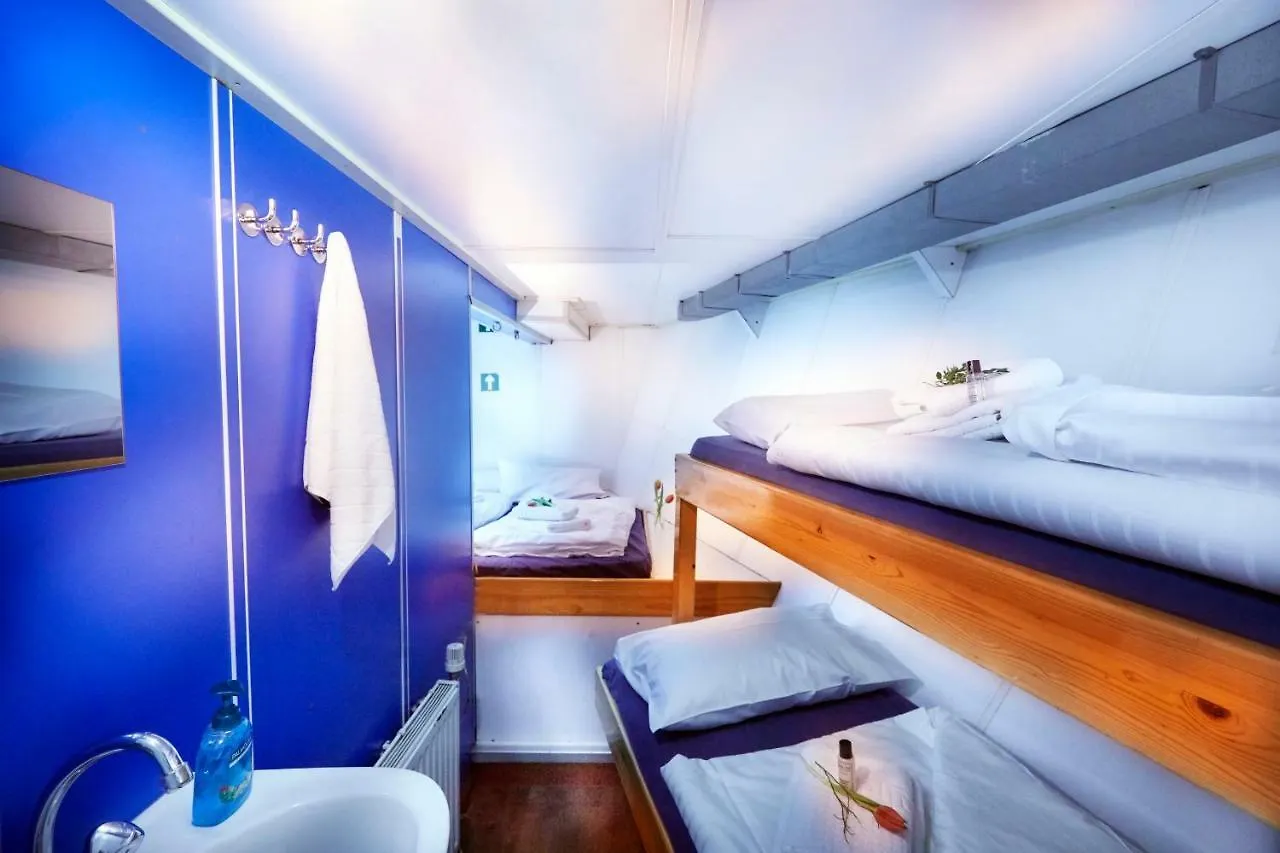 Botel Segelschiff Loth Lorien Hotel Hamburg