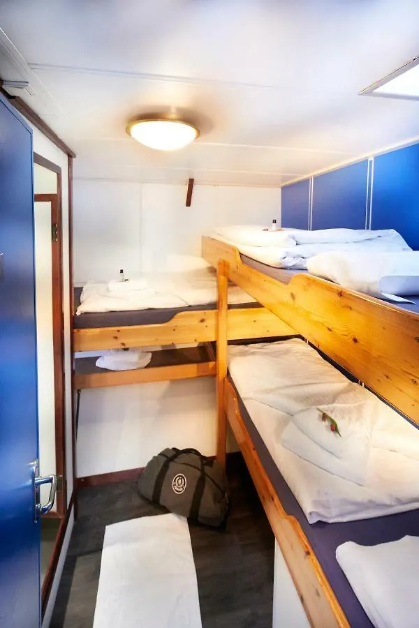 Segelschiff Loth Lorien Hotel Hamburg 3*,  Germany
